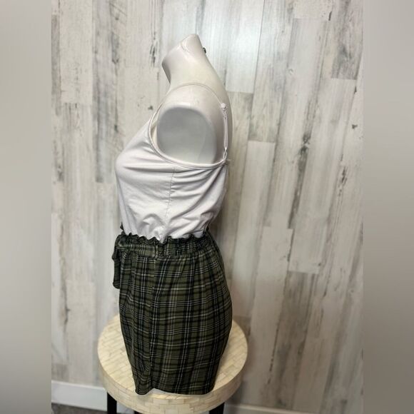 Romper  - Picture 3 of 7